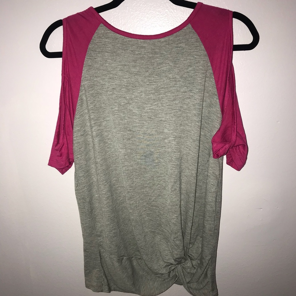 Cold shoulder women’s top